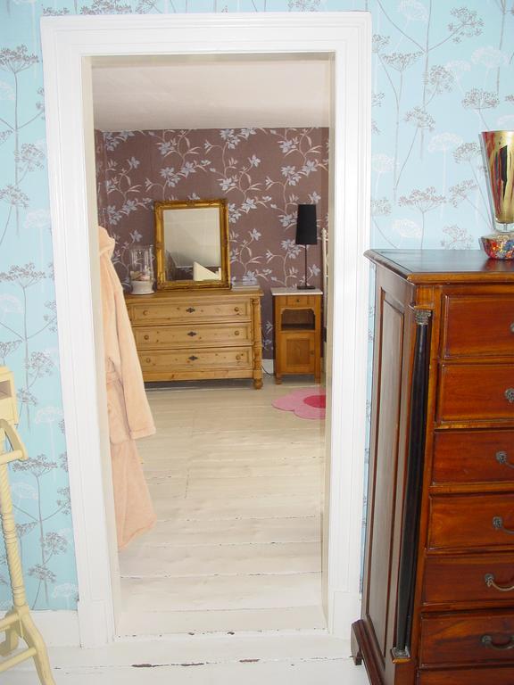 Helmarshausen Robert'S Bed & Breakfast מראה חיצוני תמונה