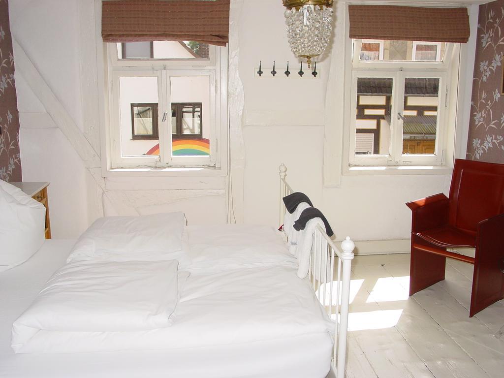 Helmarshausen Robert'S Bed & Breakfast מראה חיצוני תמונה