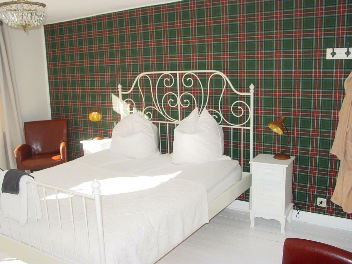 Helmarshausen Robert'S Bed & Breakfast מראה חיצוני תמונה