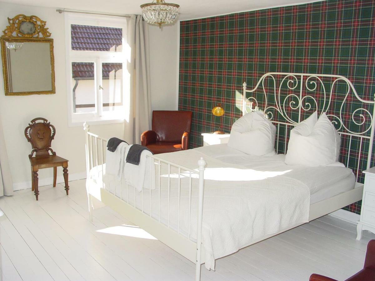 Helmarshausen Robert'S Bed & Breakfast מראה חיצוני תמונה